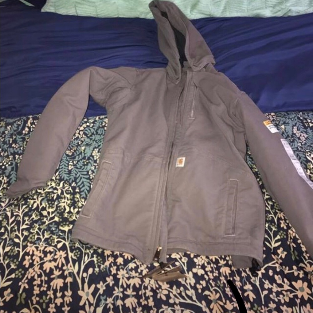 Women’s carhartt! Never worn!